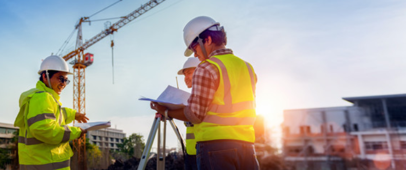 How to Attract and Retain a Strong Industrial Construction Team